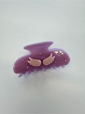 emi jay x cake sweetheart claw clip